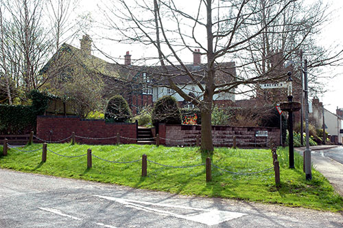 Newton Solney village green